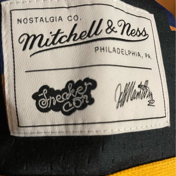 - ☄️NWT! Jeff Hamilton X SneakerCon Exclusive Mitchell and Ness men’s M - Picture 8 of 10